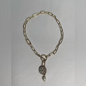 Freshwater cultured Baroque Pearl necklace Chanel pendant